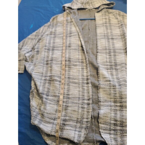 Womens Plaid Cardigan Small Lightweight Gray Hooded 1/2 Sleeve Boho - Picture 6 of 13
